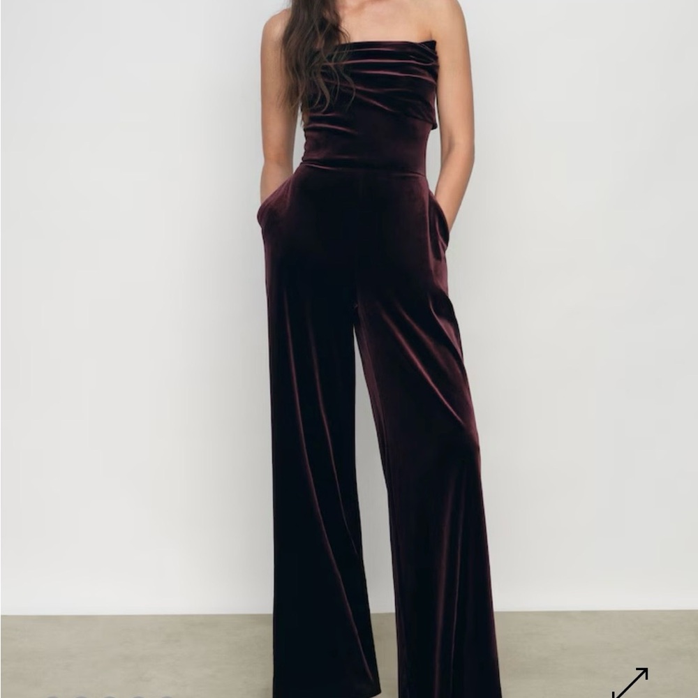 Reiss Strapless Wide-Leg Strapless Velvet Jumpsuit - Burgundy